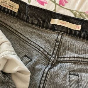 Levi’s Jeans